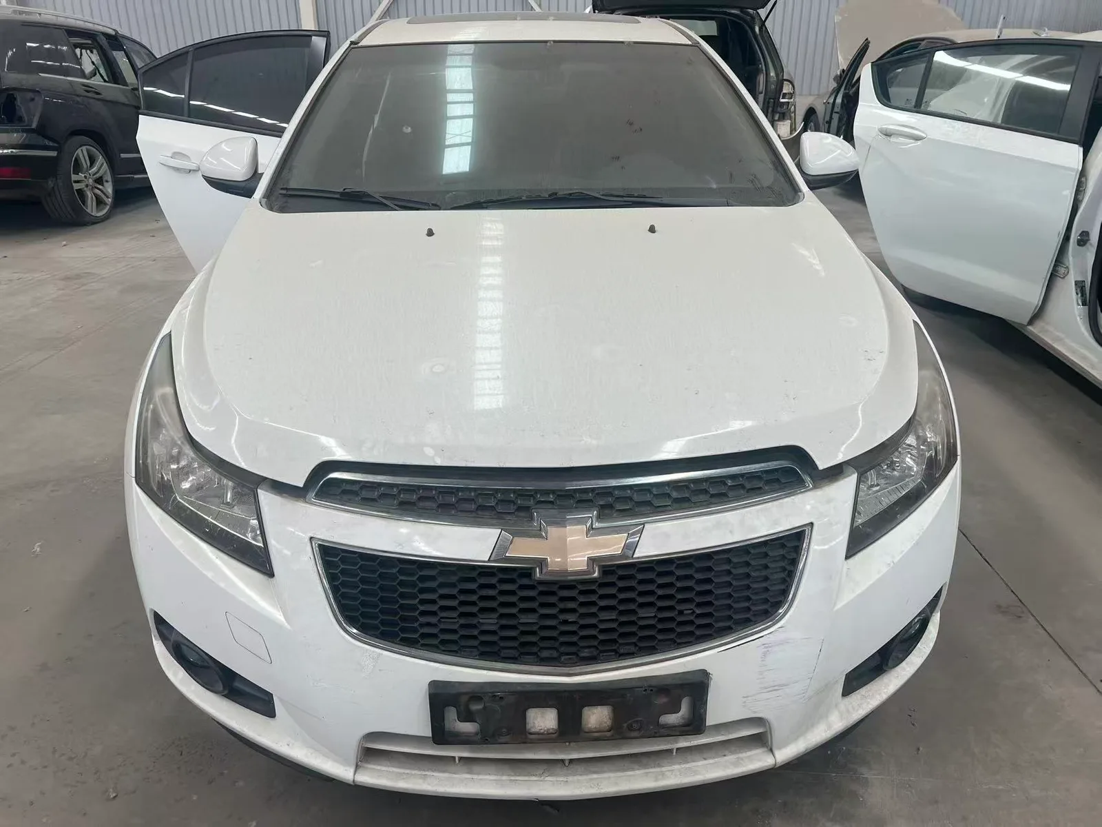 2010 Chevrolet Cruze LDE 5MT 2WD