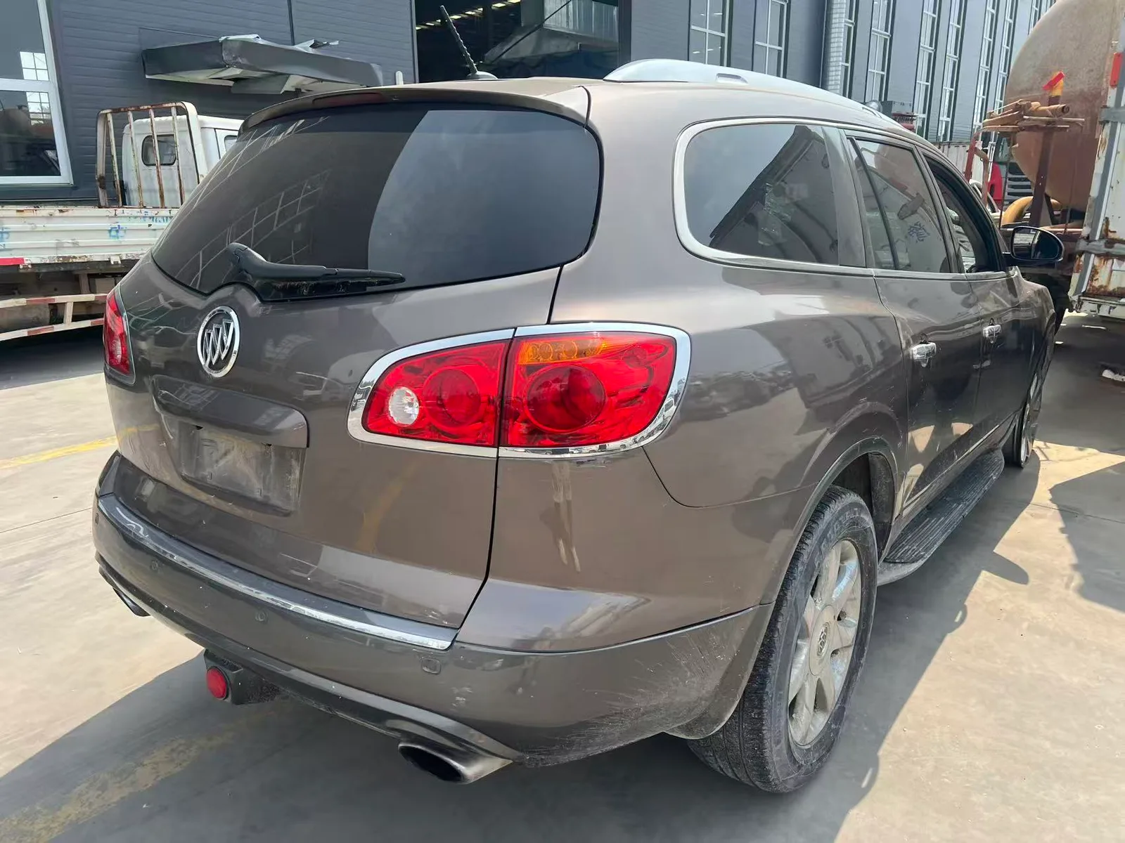 Vehicle Rear