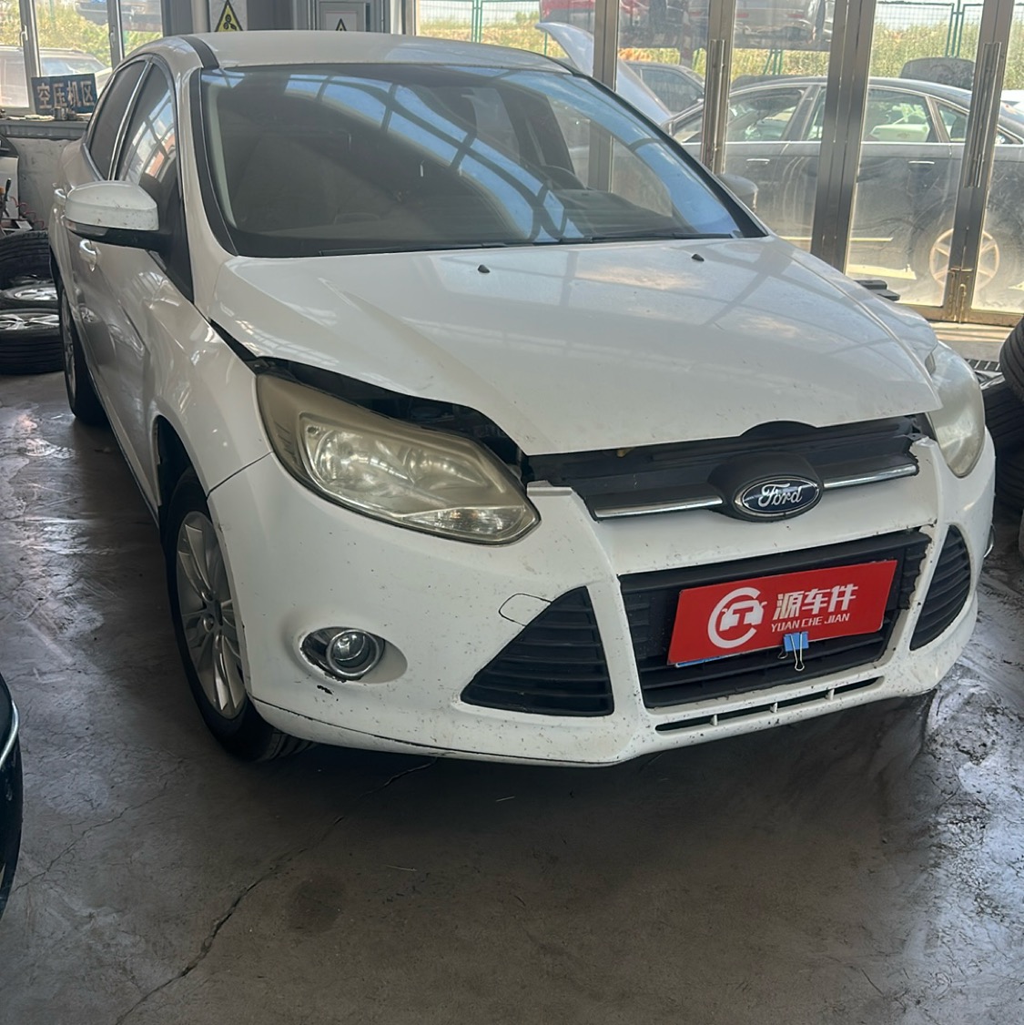 2012 福特 福克斯 C6 5MT 2WD