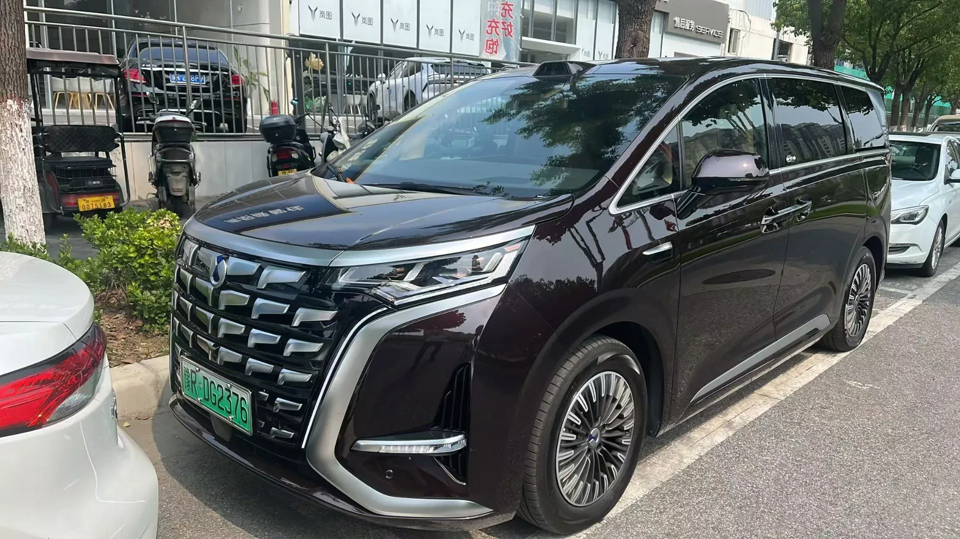 2026 Denza D9